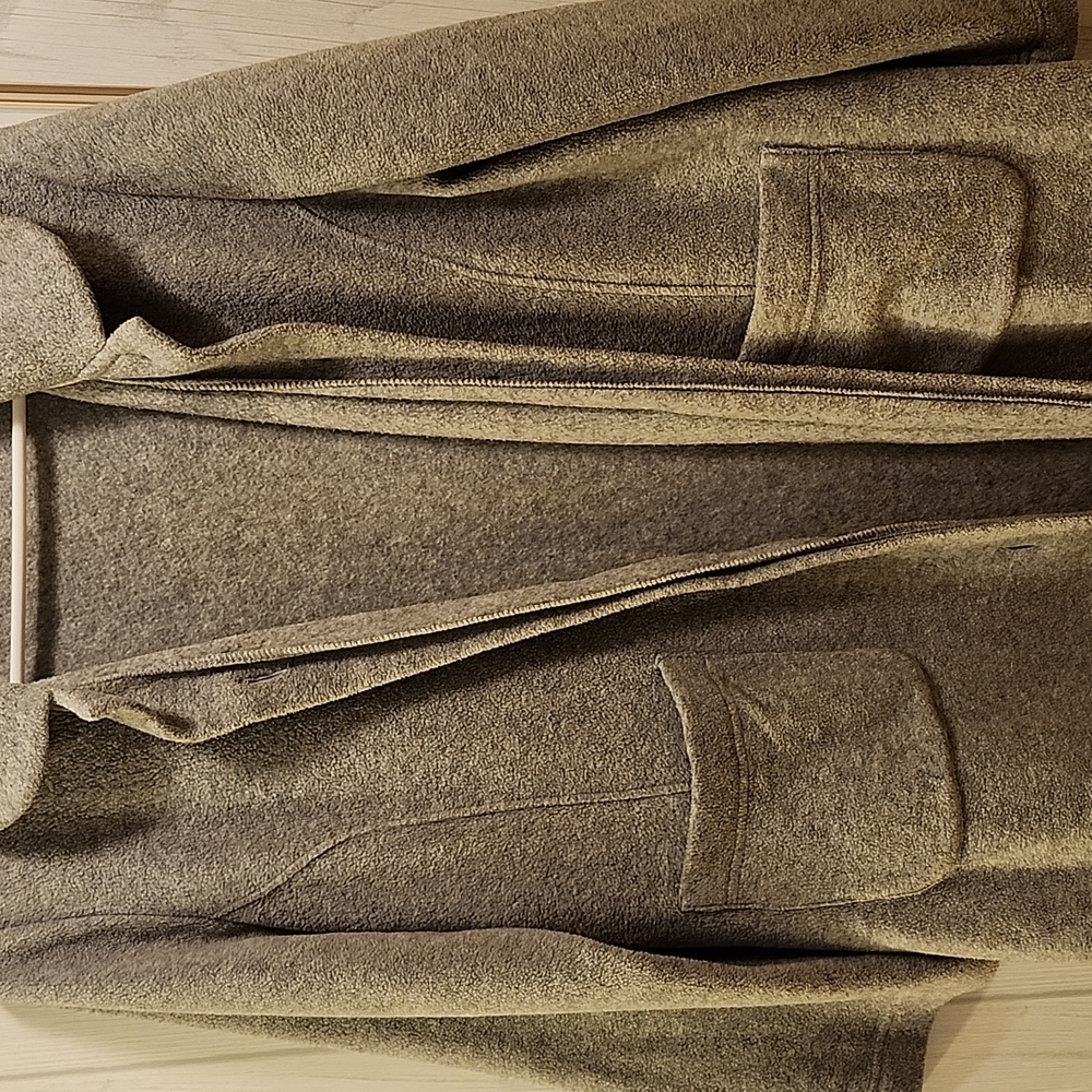 Gray Long Robe - Picture 4 of 6